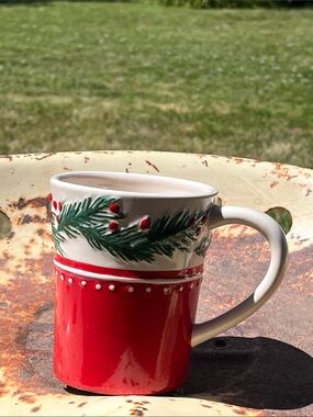 Starbucks 2009 Ceramic Holiday Mug in Red and White
